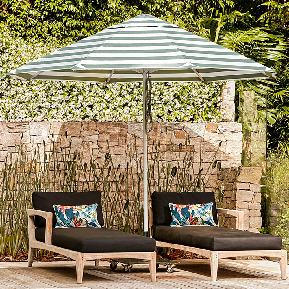 Go Large 2.8m, backyard umbrellas by Basil Bangs – Nüspace