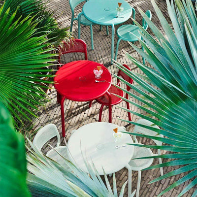 La chaise Toní de Fatboy est la chaise idéale pour chaque jardin ou terrasse. Son design accessible est un clin d'œil ludique à la chaise de bistrot classique.