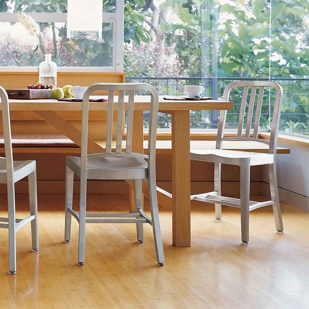 Navy: Aluminum dining chair – Nüspace