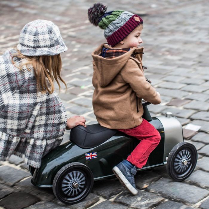 sélection d'objets et accessoires pour les frères et soeurs. Besoin d'une idée original de cadeau ? Découvrez sans plus attendre des objets insolites et de décoration pour faire plaisir à ceux que vous aimez