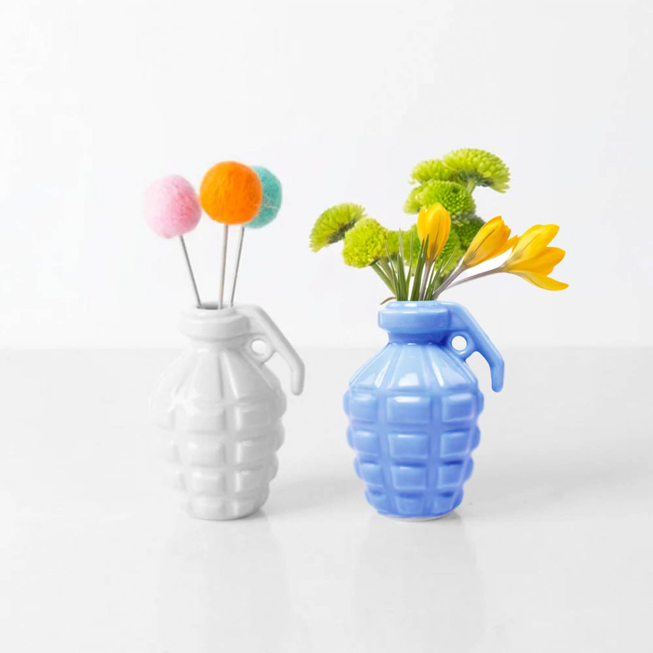 Découvrez Chive : fondée en 2004, cette marque de design se distingue par des vases, cache-pots et pichets de qualité, présents chez 6 000 détaillants et dans tous les musées d'Amérique du Nord.