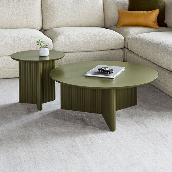 Avec notre large sélection de chaises, fauteuils, canapés, tables, buffets et bien plus, vous trouverez le meuble qui répond à vos besoins, pour votre maison, bureau ou votre extérieur