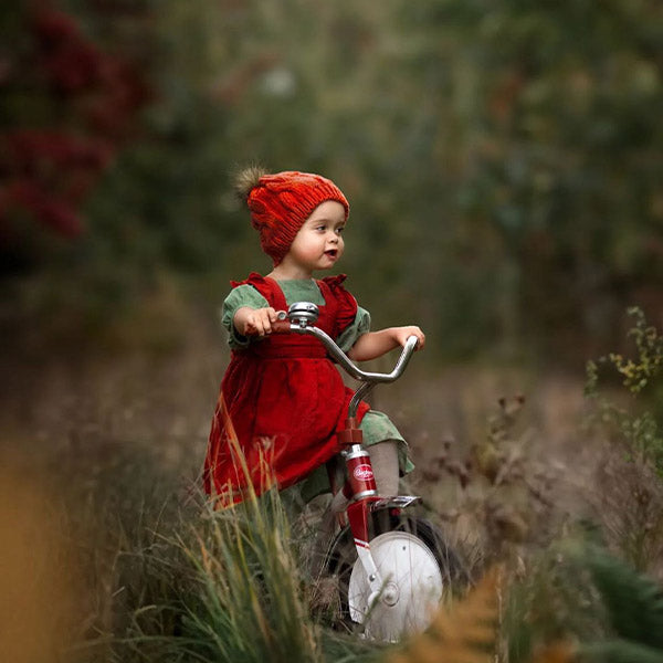 Baghera fabrique de magnifiques voitures à pédales vintage pour les enfants et des manèges pour les tout-petits. Découvrez les voitures à pédales rétro et les voitures à pédales en bois pour enfants.