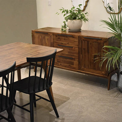 Notre sélection de meubles que nous aimons et que nous voulons vous faire partager pour décorer vos intérieurs.
