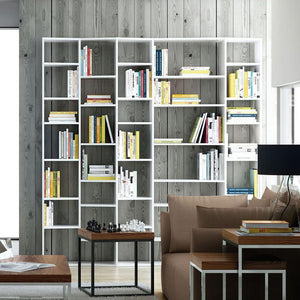 Notre sélection de meubles de rangement qui rassemble bibliothèques, buffets, cabinets ou encore meubles TV. Ce mobilier qui embellira vos espaces et surtout vous fera gagner de la place.