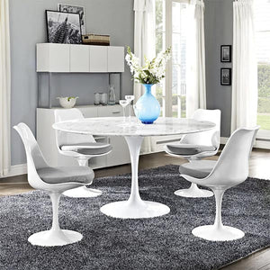 Les meubles Tulipe, reproduction de haute qualité inspirée du design d'Eero Saarinen.