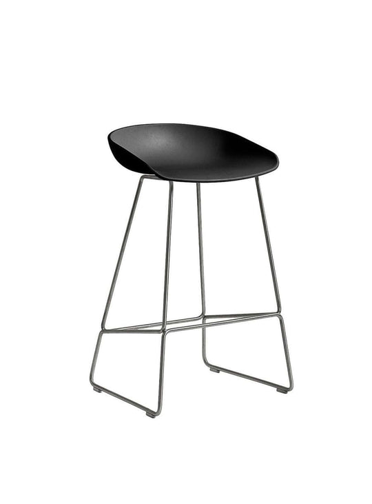 About 38, tabouret robuste et élégant pour intérieur ou espace pro. noir et chrome