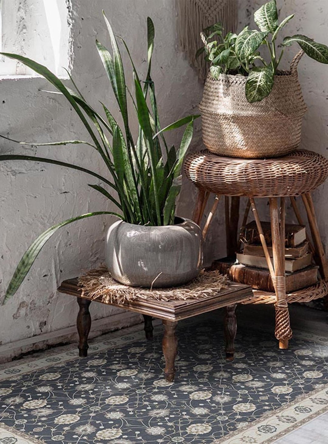 Tapis de vinyle Adama Alma Armenia, imperméables et résistants au quotidien. gris