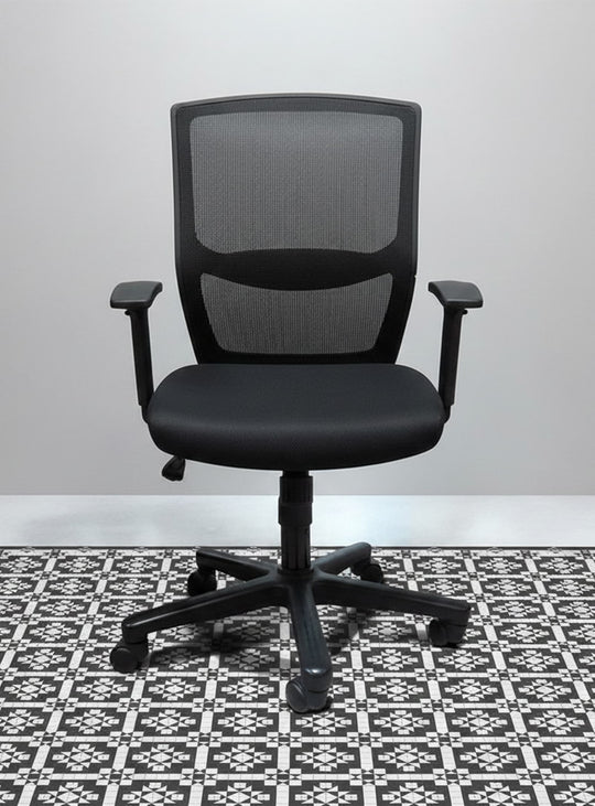 Tapis en vinyle Adama Alma Geo, élégants et adaptés à toutes les pièces. noir