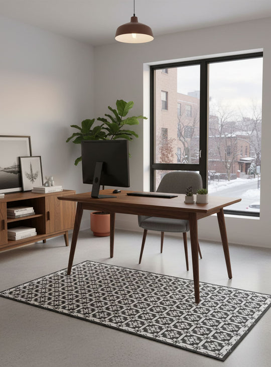 Tapis en vinyle Adama Alma Geo, imperméables et résistants aux déversements. noir