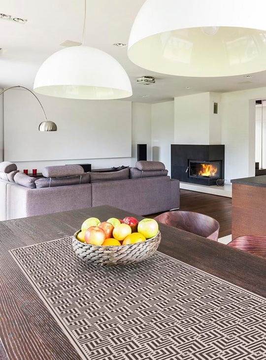 Chemins de table Adama Alma Classiques, le choix parfait entre style et fonctionnalité. kites