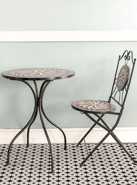 Tapis en vinyle Adama Alma NightSky, faciles à nettoyer et adaptés aux foyers actifs.