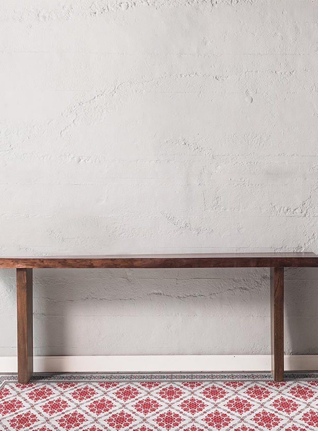 Tapis en vinyle Adama Alma Noelia, antidérapants et idéals pour zones à fort trafic.