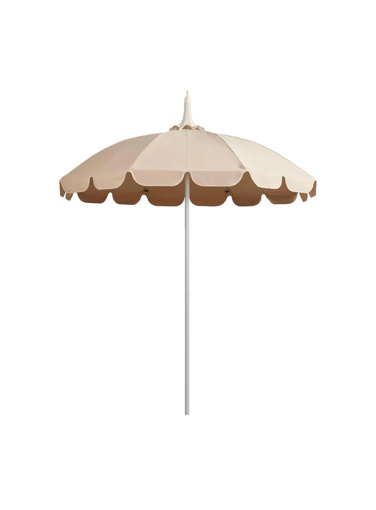 Parasol Pagoda de Basil Bangs aluminium robuste et fibre de verre flexible. lin