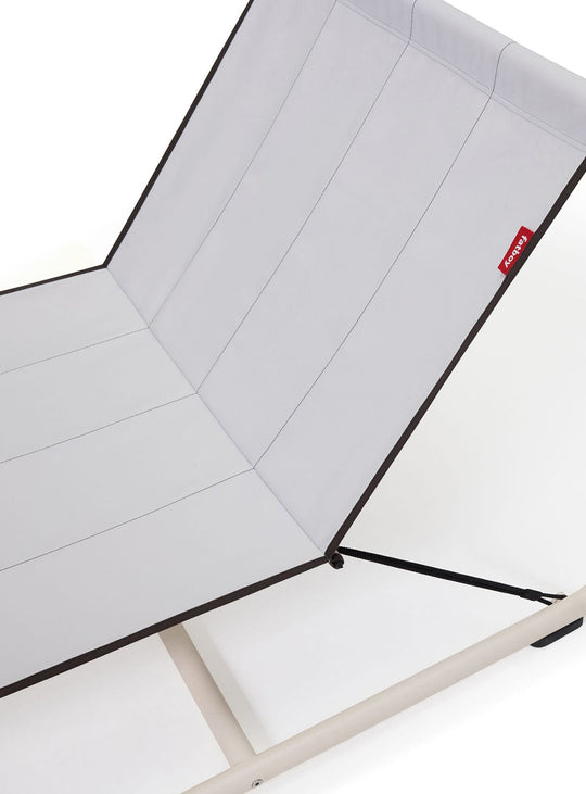 Cadre fauteuil Fatboy Beanbase : confort décontracté et maintien optimal du pouf. creme