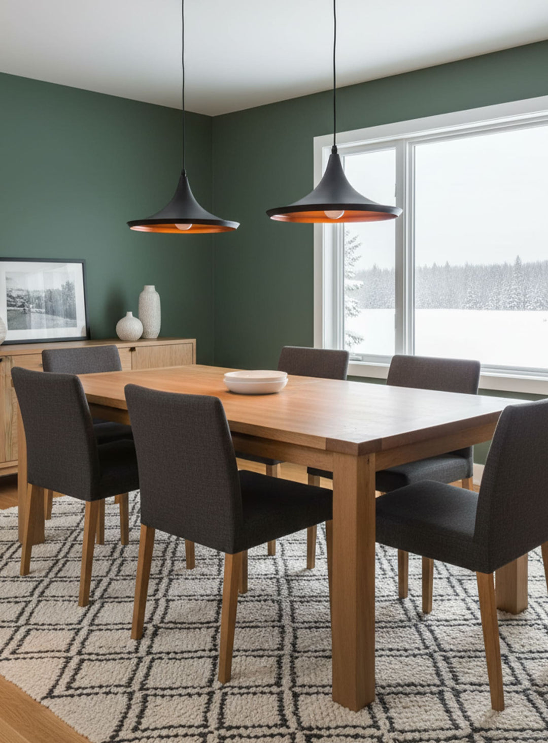 Lampe Beat Wide : métal martelé et ambiance chaleureuse. noir