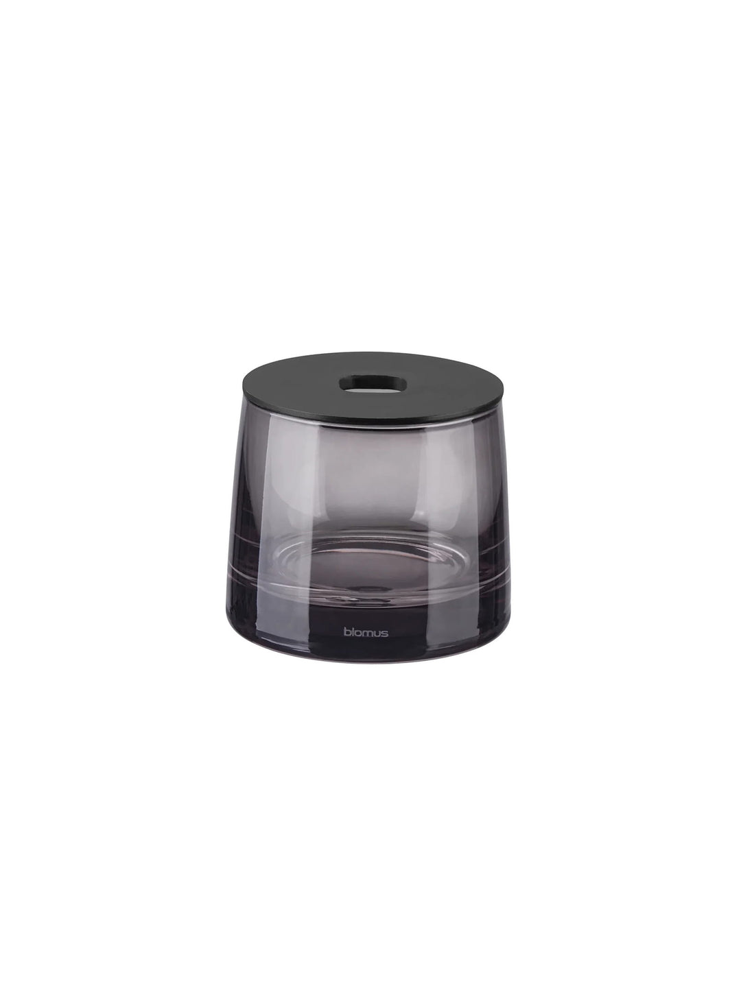 La boîte de rangement Ava de Blomus associe verre soufflé bouche, format compact et design contemporain raffiné. noir