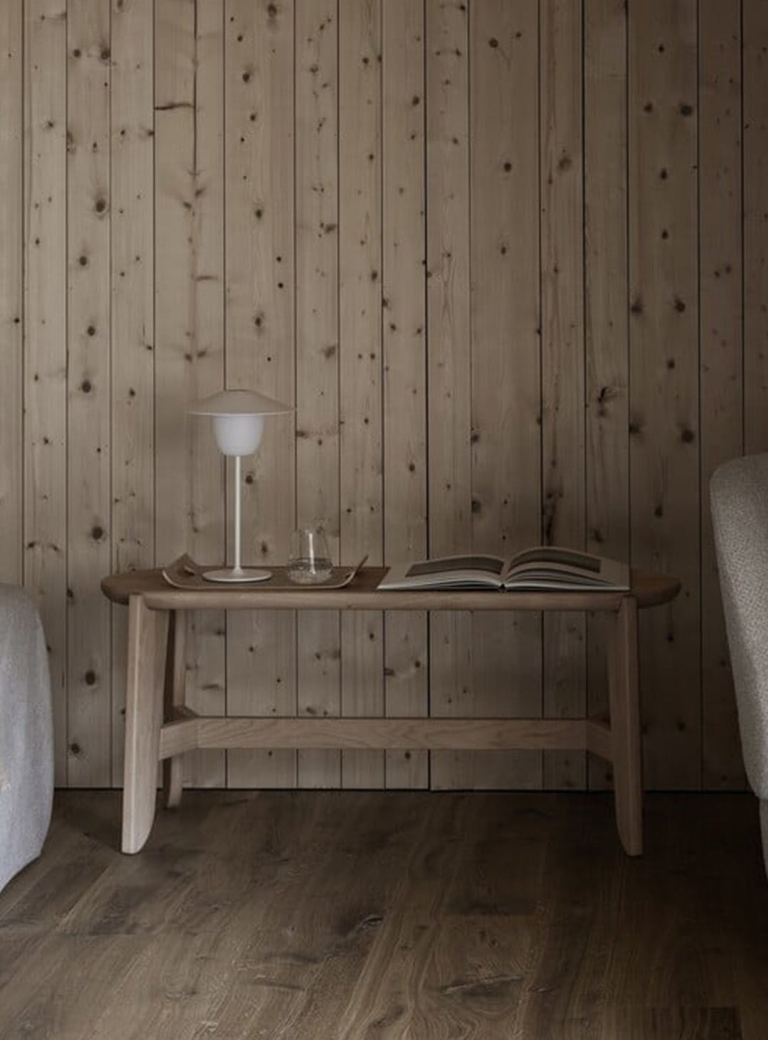 Banc en chêne Blomus Eli, fabriqué en Europe pour durer toute une vie.