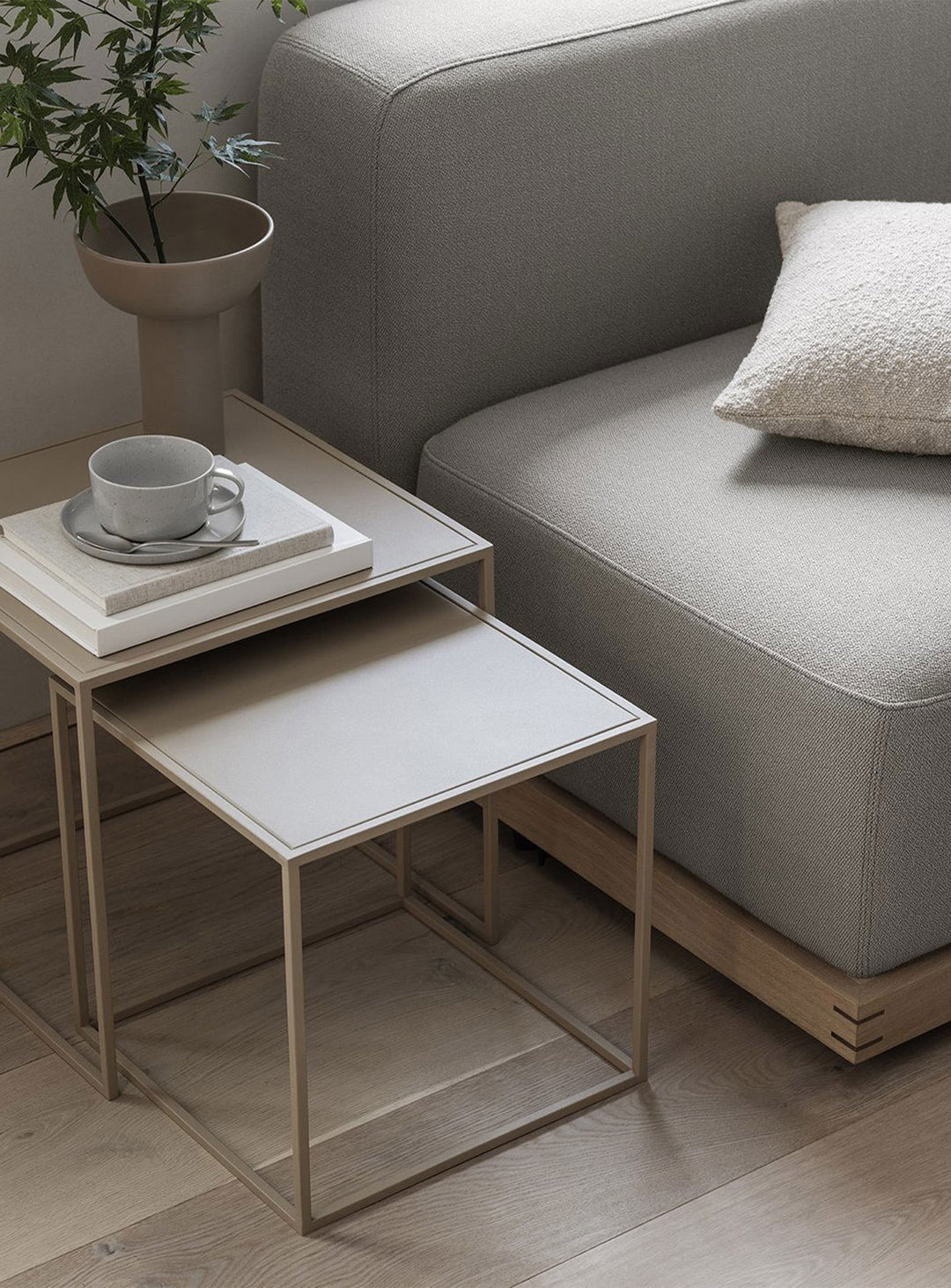 Tables d’appoint gigognes Blomus Fera, design moderne et usage polyvalent. nomade