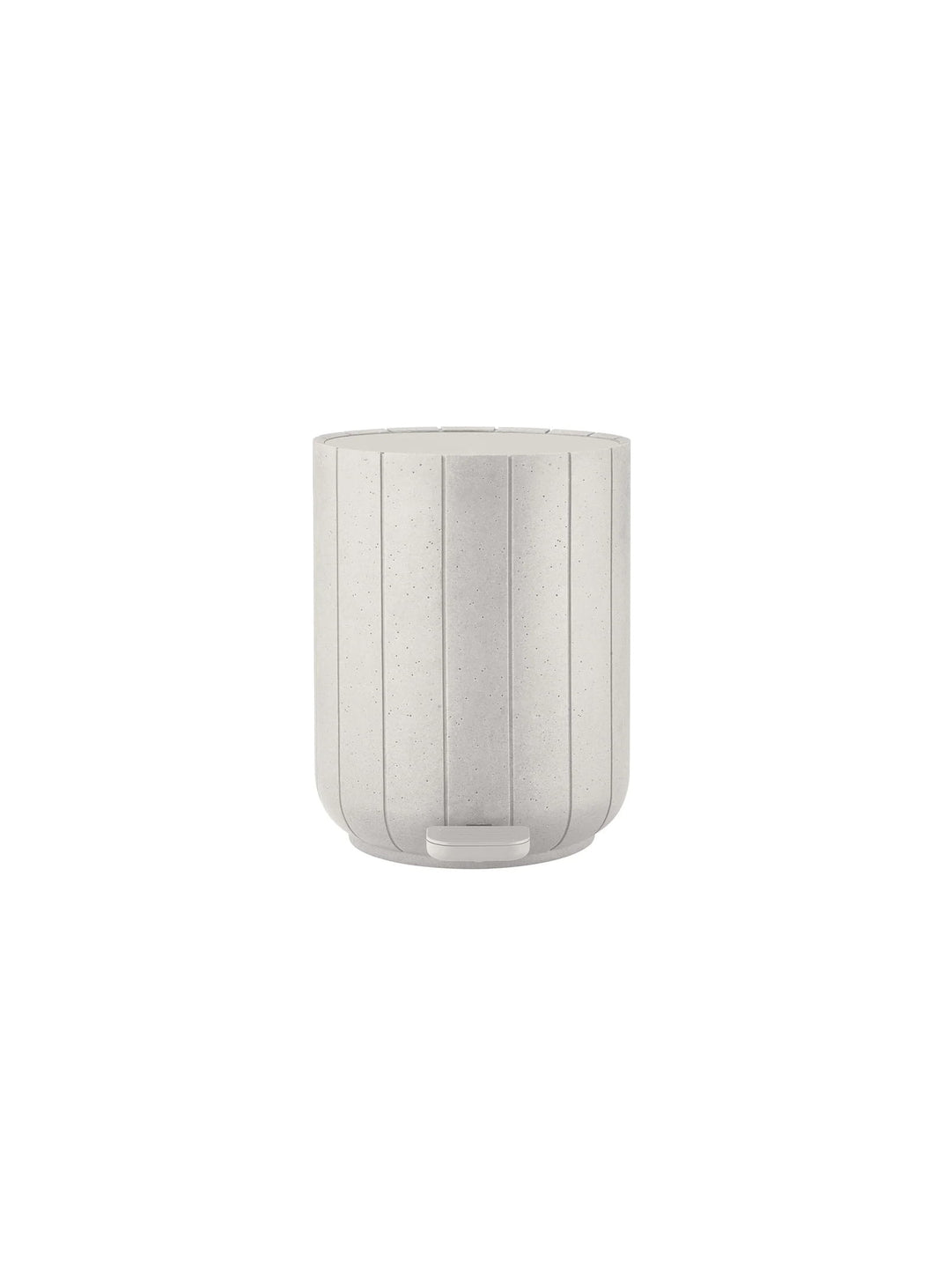 Poubelle à pédale Blomus Kua de 3 L au design scandinave épuré, pratique et élégante au quotidien. crème