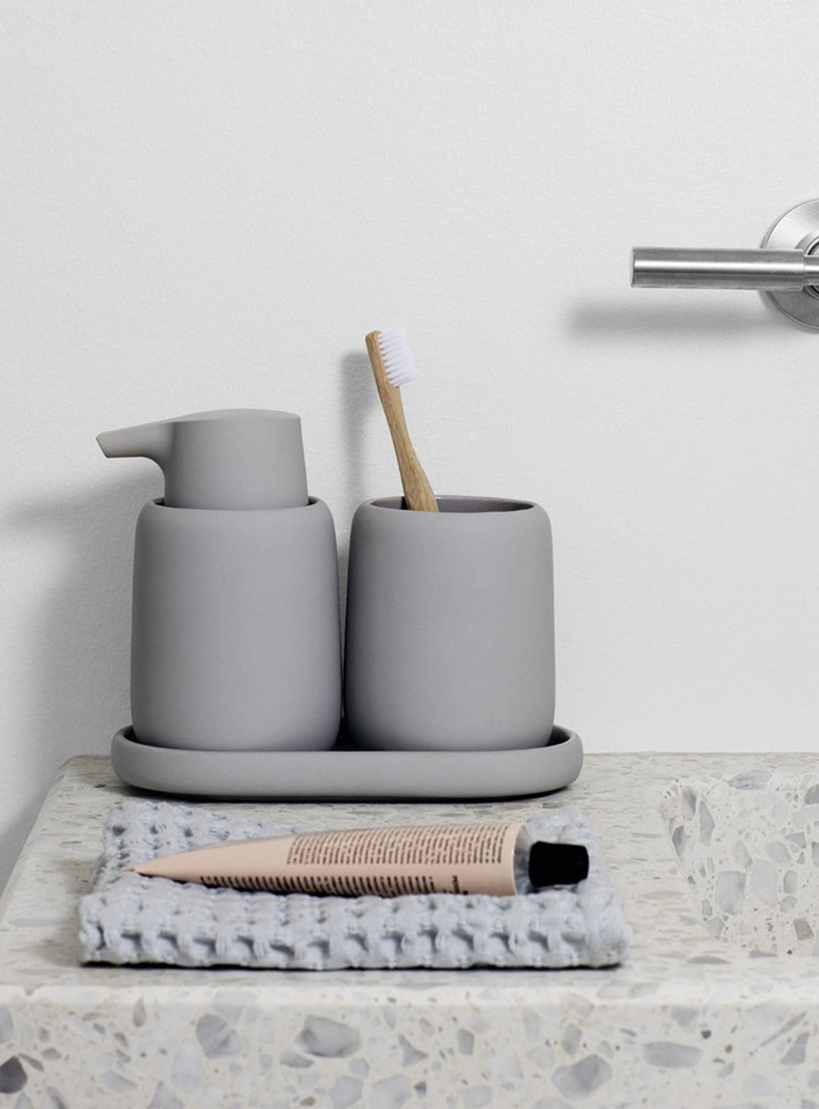 バス・洗面所用品 blomus soap dispenser Sono: Ceramic soap dispenser - Blomus – Nüspace