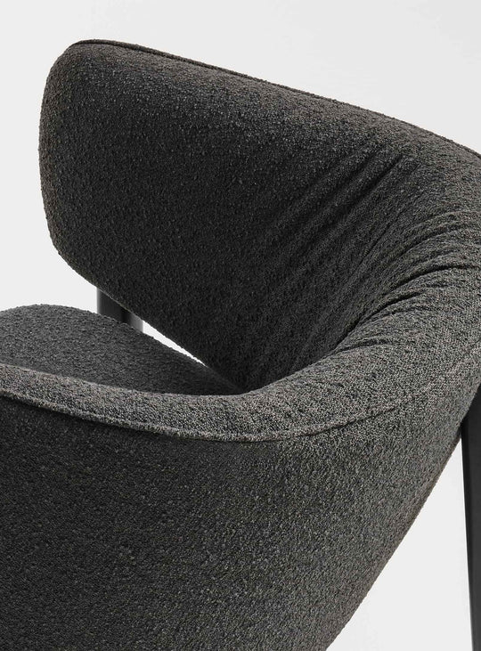 Fauteuil All In Blu Dot : fauteuil design, confort durable et style raffiné. kelso charcoal