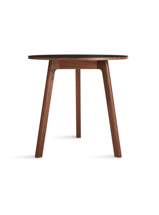 Table design Apt Blu Dot : élégance, praticité et charme naturel. noir