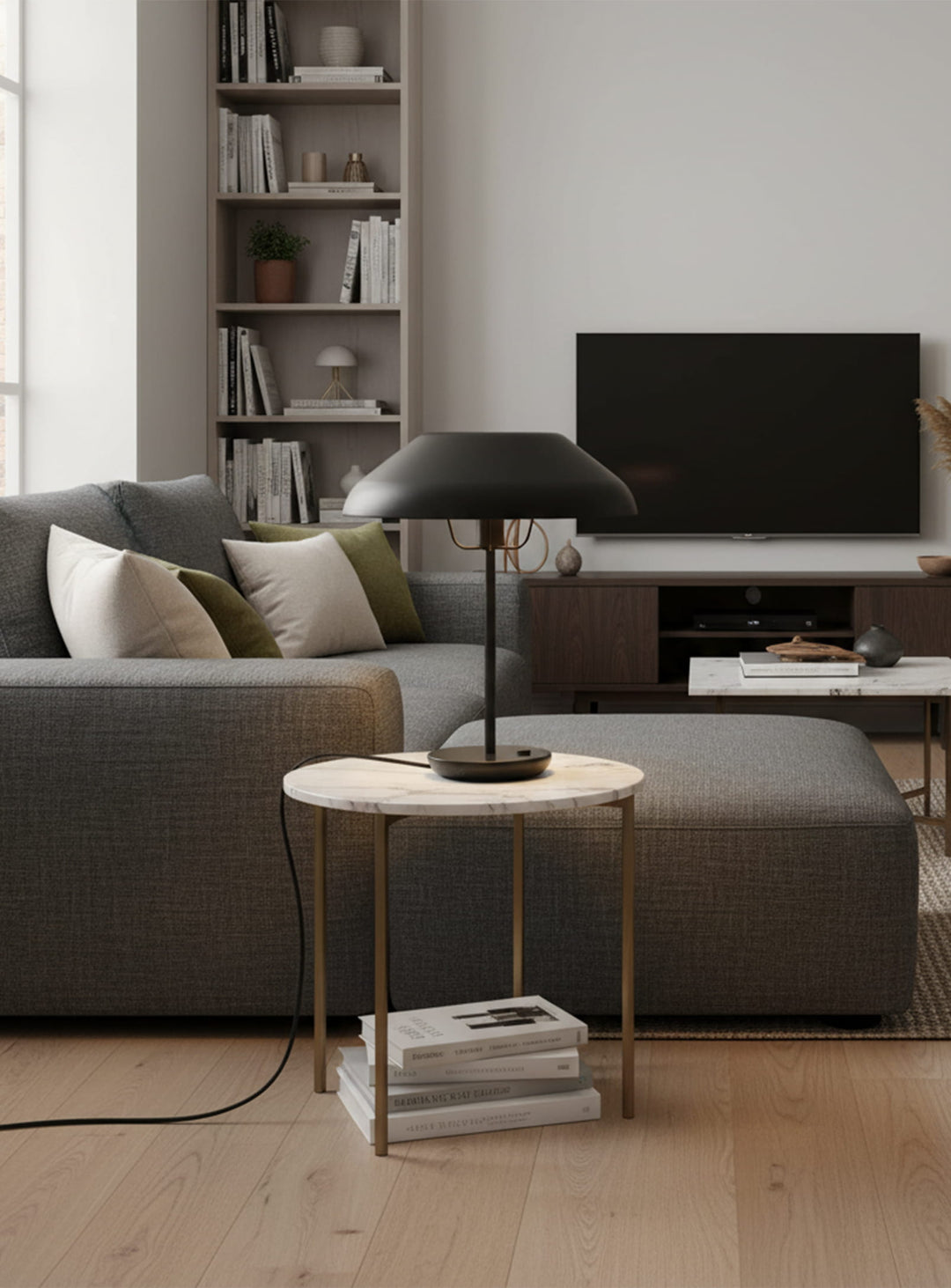 La lampe de table Beau de Blu Dot crée des ambiances sur mesure grâce à son variateur. Noir.