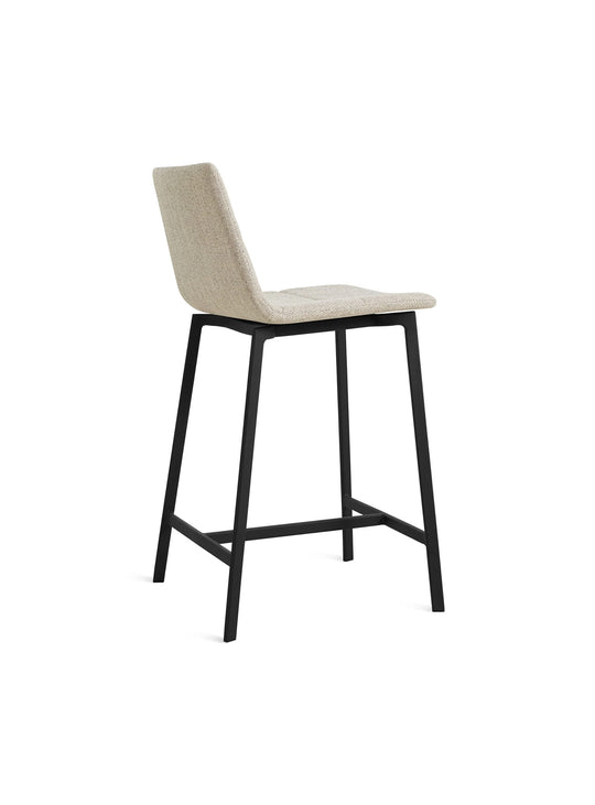 Tabouret de comptoir Between Us Blu Dot : tabouret contemporain, confort et style. tait stone