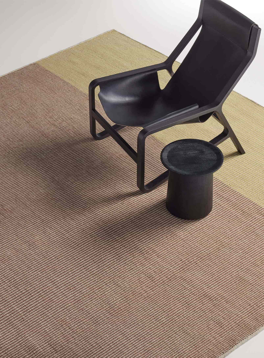 Tapis Bousta de Blu Dot : laine naturelle et rayures ton sur ton élégantes. mix 3
