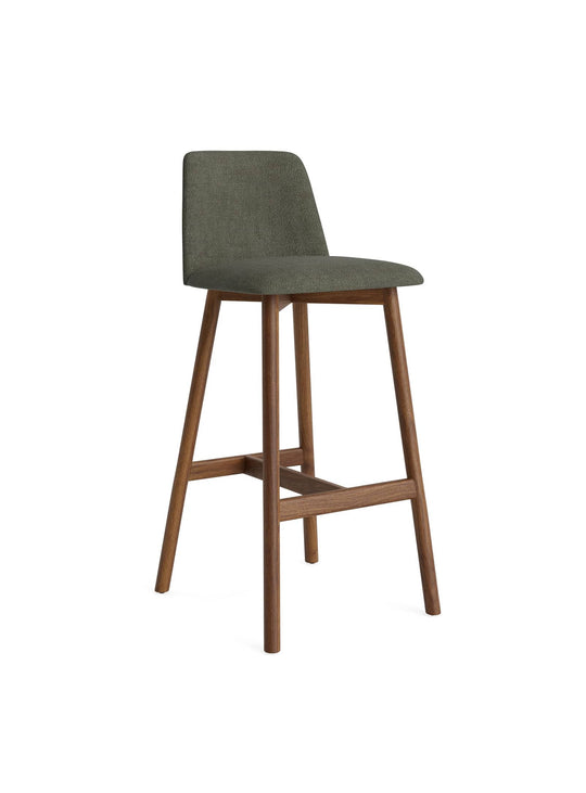 Tabouret de bar Chip Blu Dot : assise haute élégante et ergonomique. camp olive
