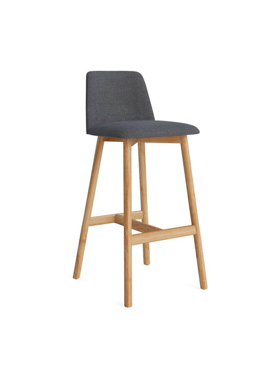 Tabouret de bar Chip Blu Dot : tabouret haut stable et confortable. camp charcoal