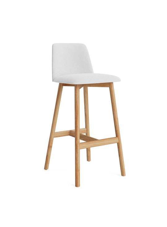 Tabouret de bar Chip Blu Dot : confort et design pour comptoir moderne. camp  salt