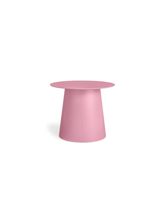 Table d'appoint Circula Cocktail Blu Dot avec finition durable résistante aux intempéries. bubblegum