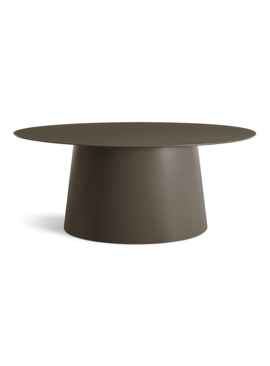 Table à café Circula Blu Dot : stable, élégante et conçue pour le quotidien. Vert olive.