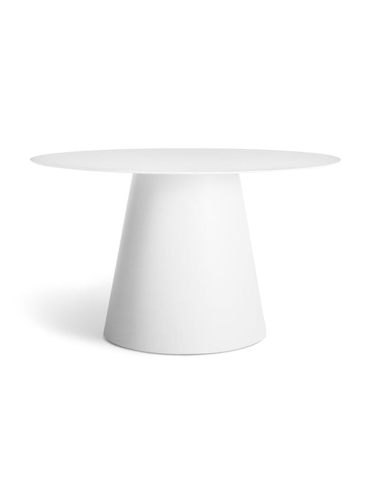 Table à dîner design Circula de Blu Dot, idéale pour intérieur ou extérieur. blanc