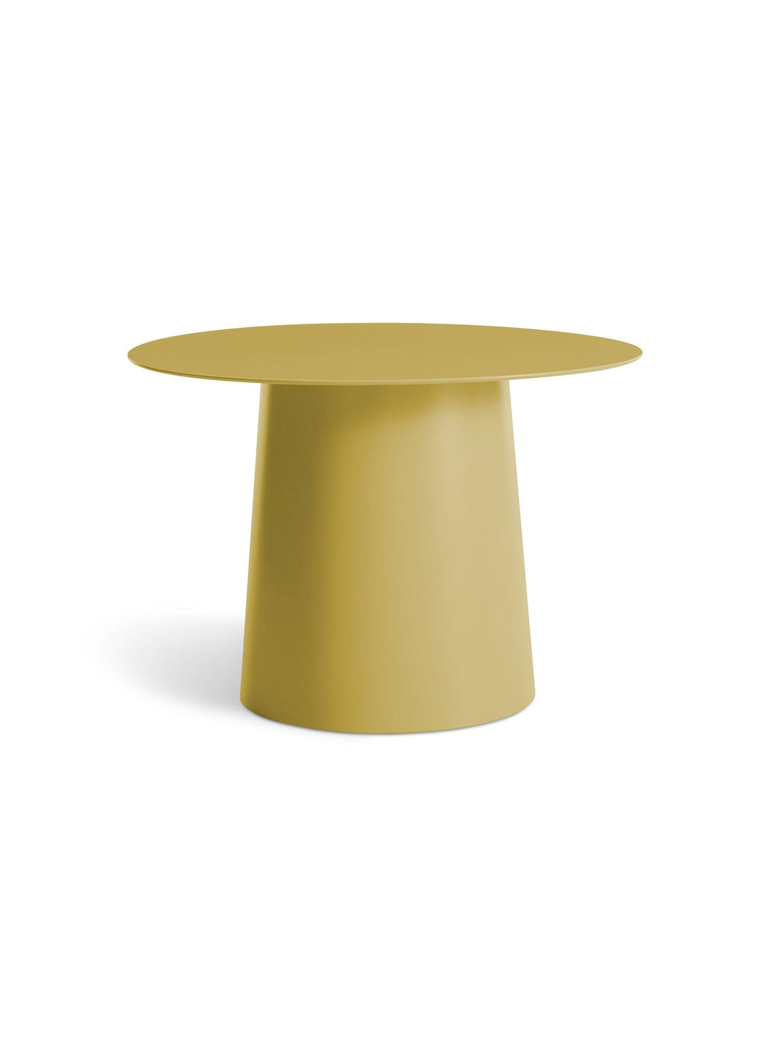 Table d’appoint Circula Blu Dot : parfaite dedans comme dehors. Ocre.