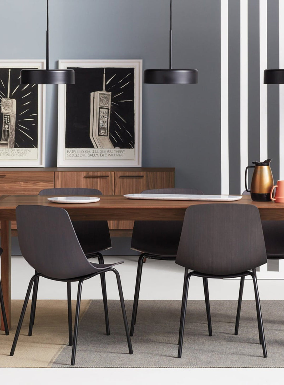 Chaise à dîner Clean Cut : confort discret et style intemporel. Noir.