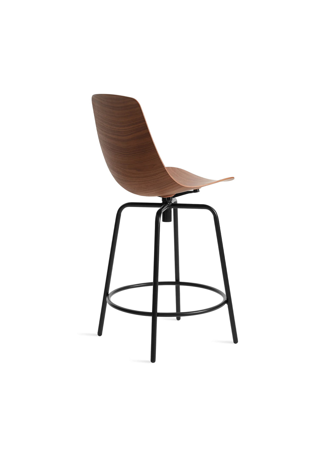 Tabouret de comptoir Clean Cut Blu Dot : tabouret moderne, coque bois épurée. noyer