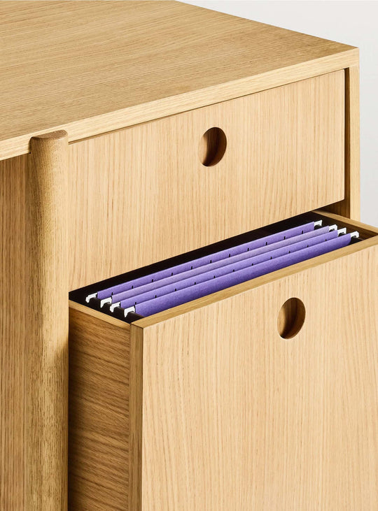 Bureau Blu Dot Cursive, bureau contemporain certifié BIFMA. chene blanc
