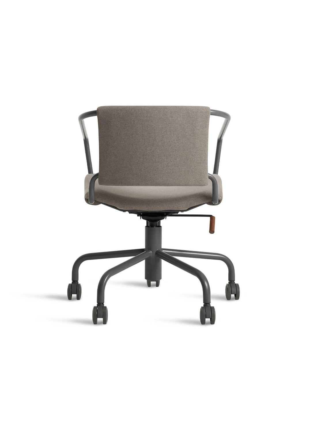 La chaise de bureau Blu Dot Daily allie design moderne et ergonomie au quotidien.