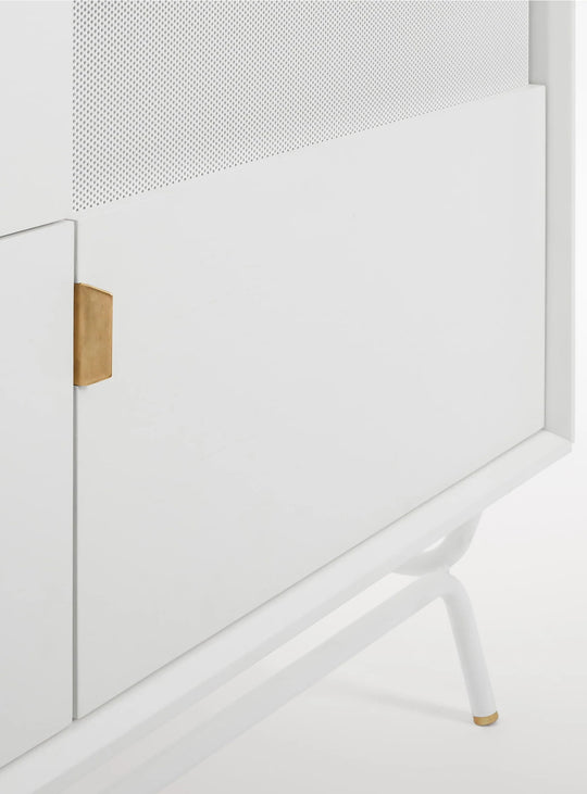 Buffet Dang Blu Dot : un buffet design aux lignes fines et détails luxueux. blanc