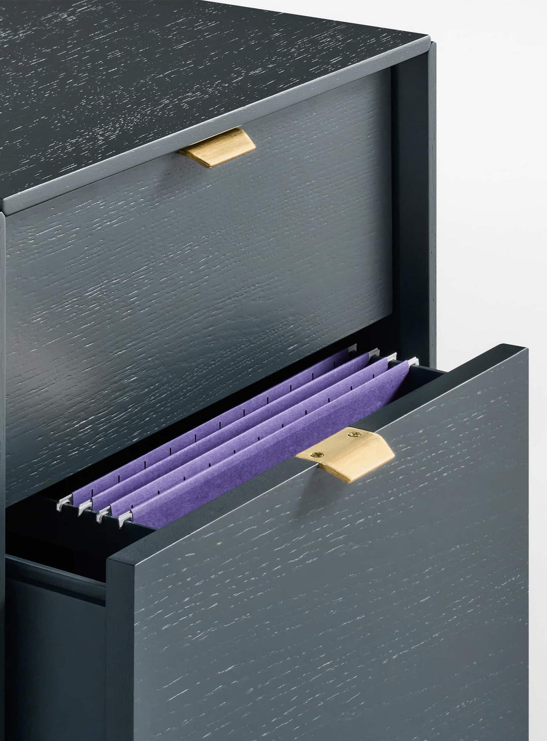 Classeur à tiroirs Dang de Blu Dot avec rangement pour dossiers, fermeture douce et design contemporain. vert marine