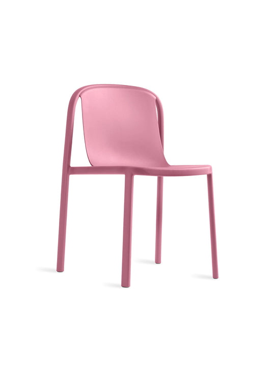 Blu Dot Decade : chaise design en matériaux recyclés, légère et robuste. rose.