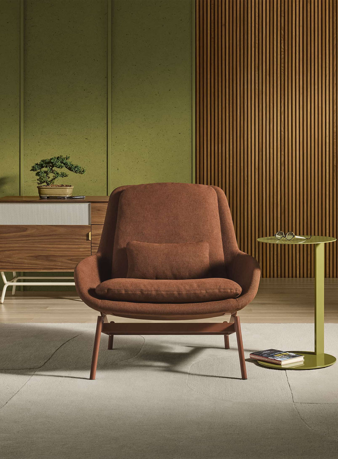 Fauteuil Blu Dot Field : un fauteuil haut de gamme aux multiples finitions. maharam mode in pathway