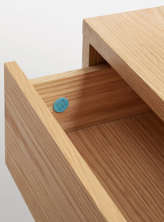 Banc Go Forth Blu Dot : banc design, tiroir et étagère intégrés. chene blanc