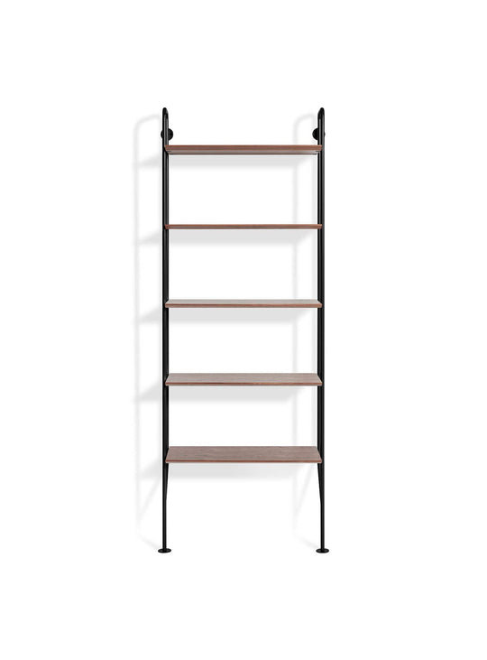 Bibliothèque Hitch de Blu Dot : structure ouverte et style épuré. Noir et noyer.