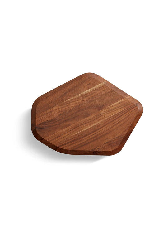 Optez pour la table d'appoint Blu Dot Hoard, un modèle en bois avec rangement dissimulé. acacia