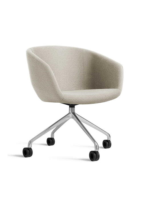 Chaise de bureau Blu Dot Host : une assise ergonomique au design raffiné. tait stone