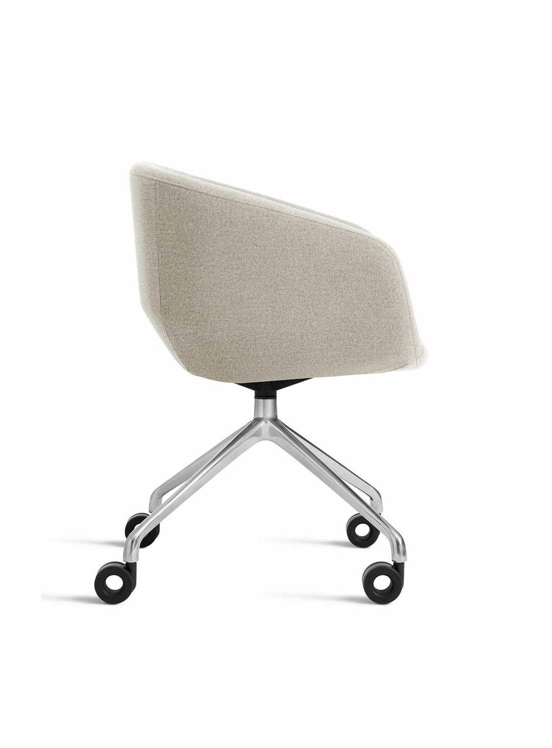 Chaise de bureau Blu Dot Host : une chaise élégante sur roulettes pour tous les espaces. tait stone
